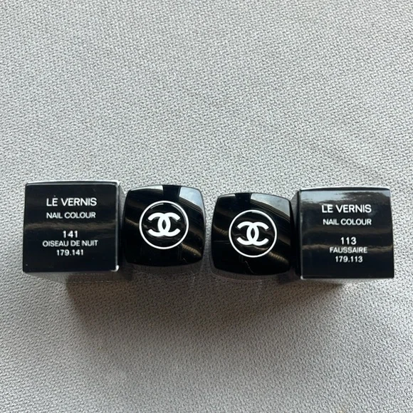 Chanel Le Vernis Longwear Nail Colour - Picture 2 of 13